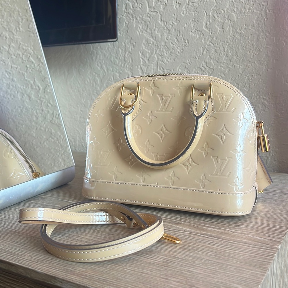 Louis Vuitton Alma